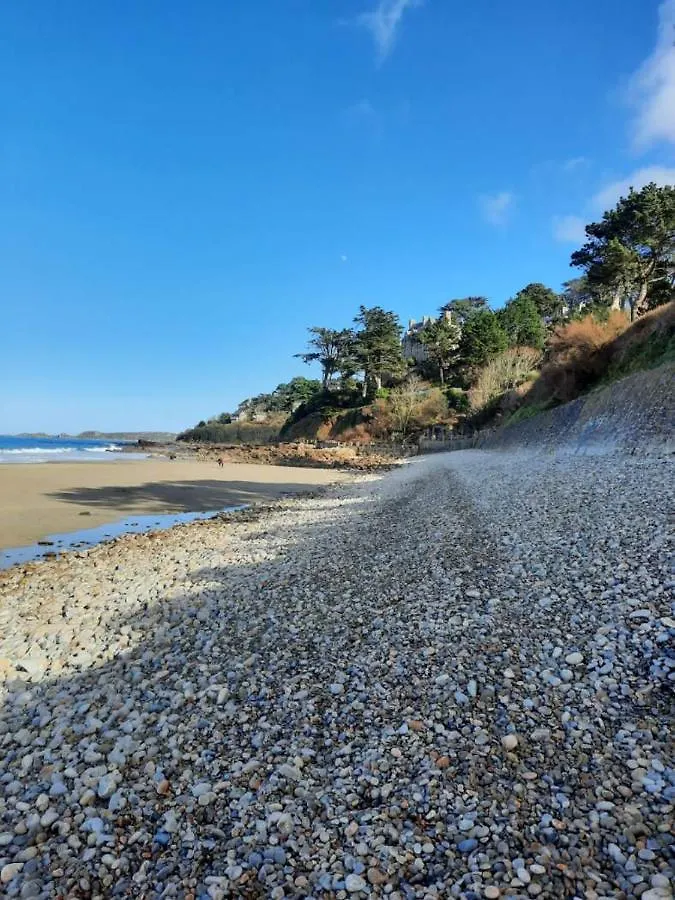Apartment Appartement Vue Mer 50M De La Plage, Wifi Gratuit Perros-Guirec France